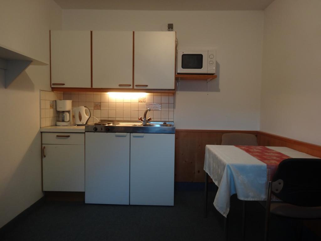 Koeflerhof Appartements Санкт Леонард им Пицтал Стая снимка